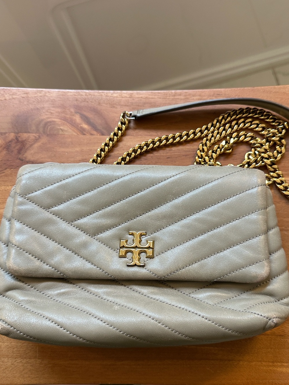 Tory Burch Kira Chevron Quilted small convertible leather Crossbody bag